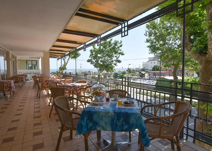Hotel Bristol - A 30 Mt Dalla Spiaggia